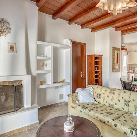 Cycladic Two Bedrooms House With Shared Pool *