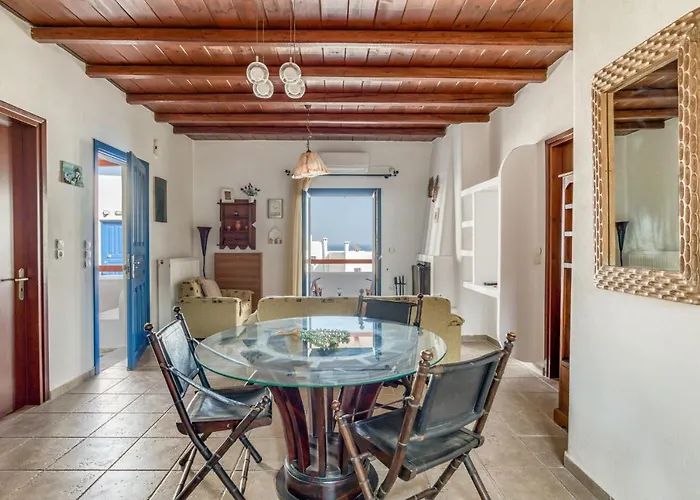 Cycladic Two Bedrooms House With Shared Pool 公寓